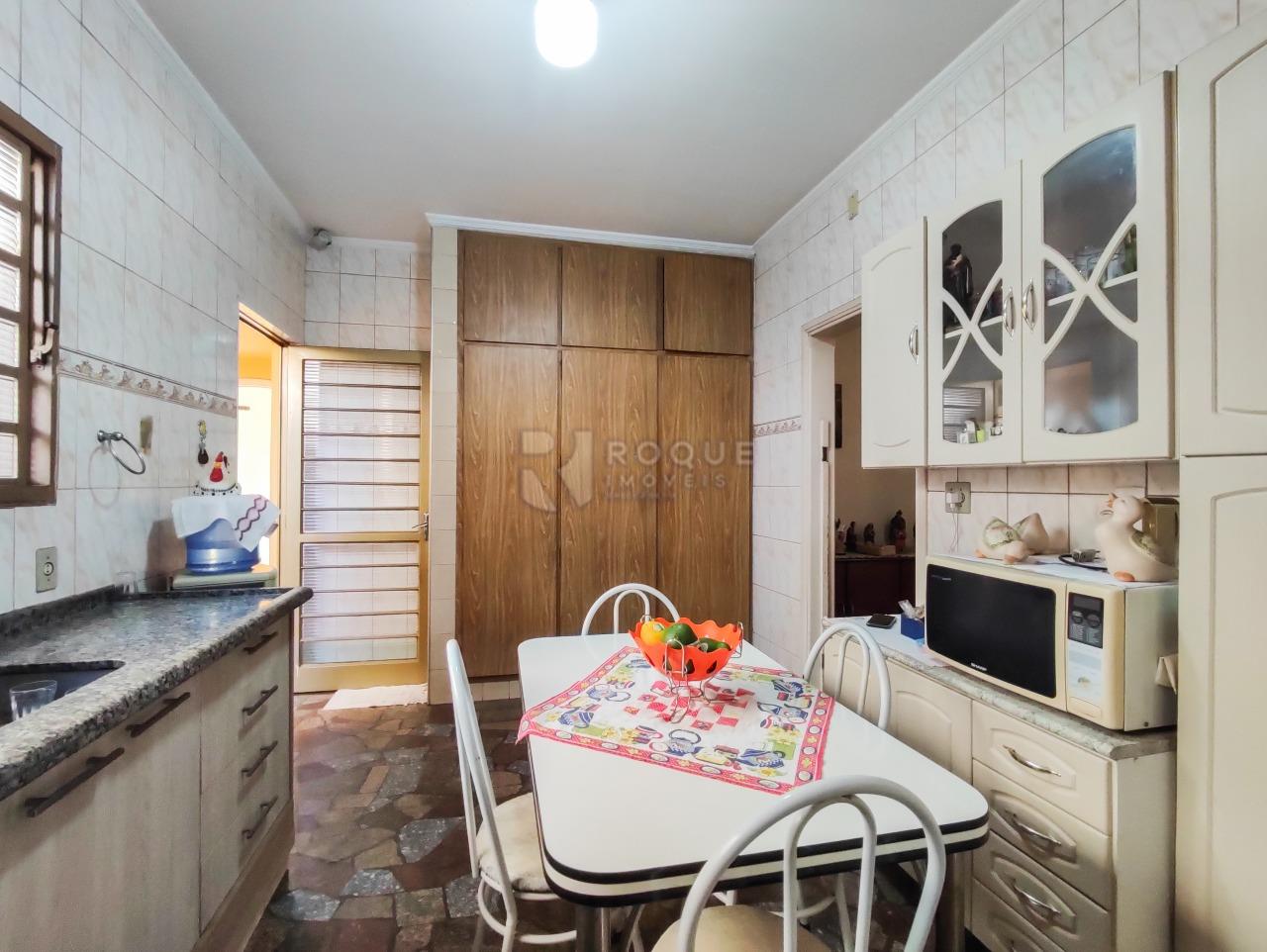 Casa Residencial à venda no bairro Vila Primavera: COZINHA