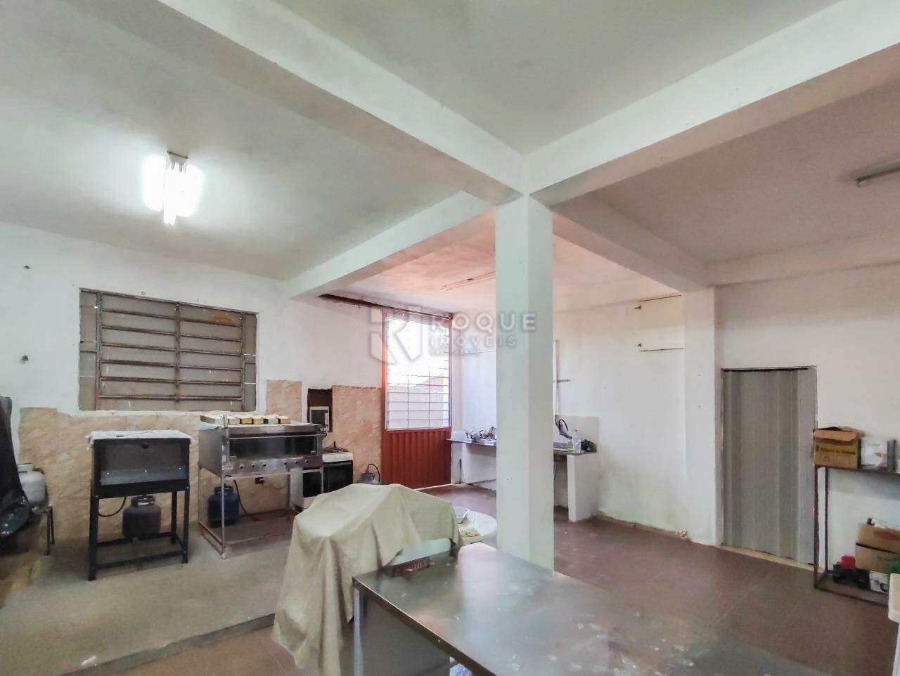Casa Residencial à venda no bairro Parque Nossa Senhora das Dores: SALÃO