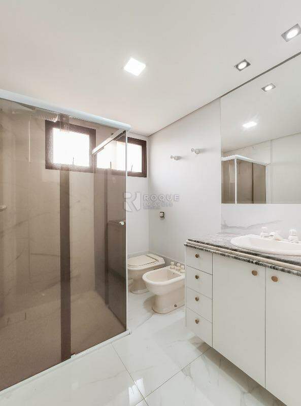 Apartamento para aluguel no bairro Centro: WC social