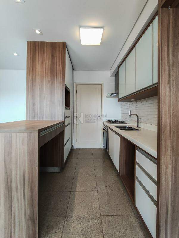 Apartamento à venda no bairro Jardim Santo André: COZINHA