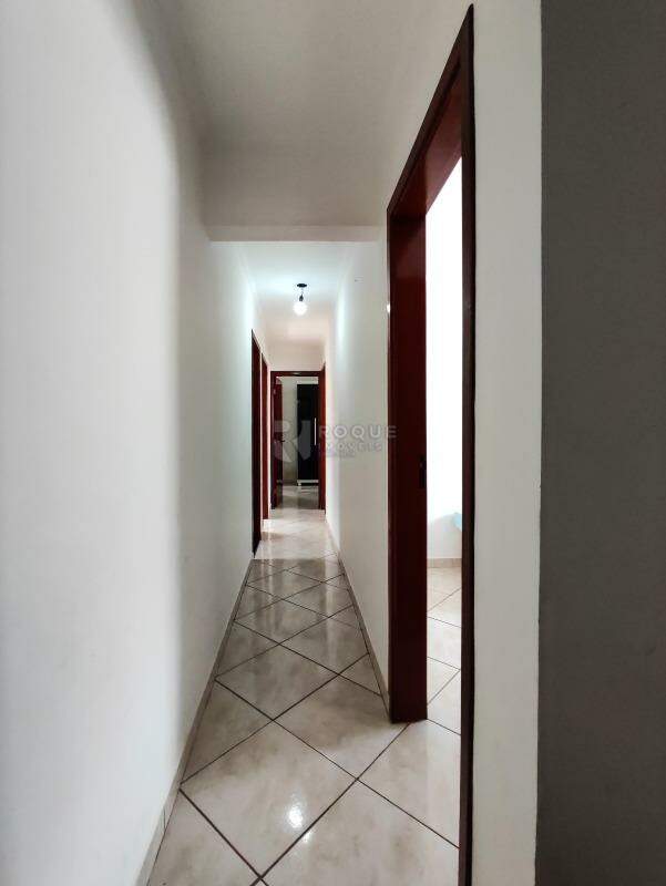 Casa Residencial à venda no bairro Residencial Econômico Manoel Simão de Barros Levy: CORREDOR INTERNO