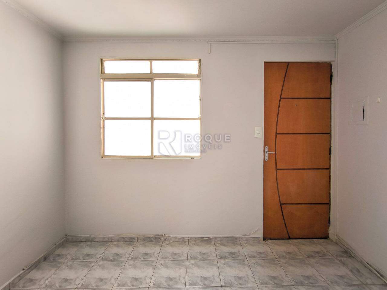 Apartamento à venda no bairro Jardim Olga Veroni: SALA DE ESTAR