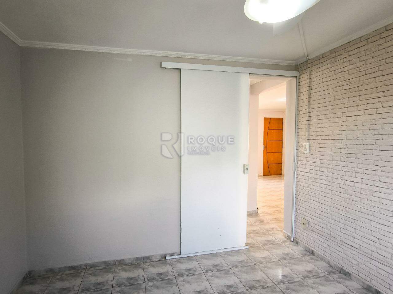 Apartamento à venda no bairro Jardim Olga Veroni: DORMITÓRIO 1