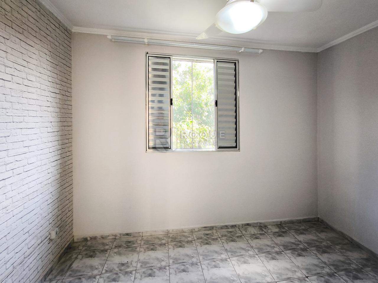 Apartamento à venda no bairro Jardim Olga Veroni: DORMITÓRIO 1