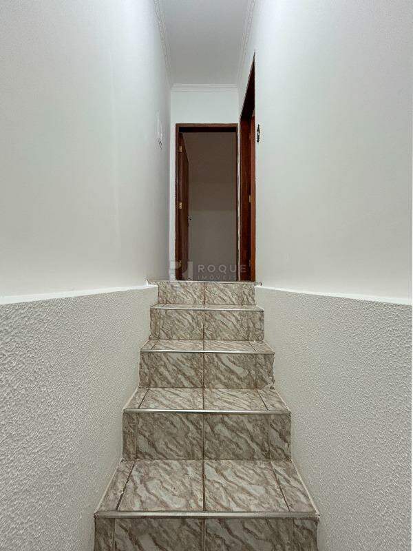 Casa Residencial para aluguel no bairro Parque Residencial Belinha Ometto: Acesso segundo andar 