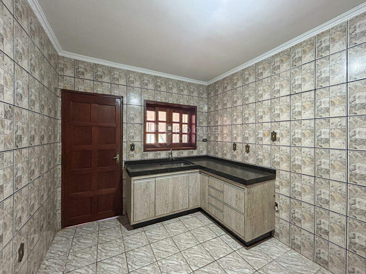 Casa Residencial para aluguel no bairro Parque Residencial Belinha Ometto: Cozinha 