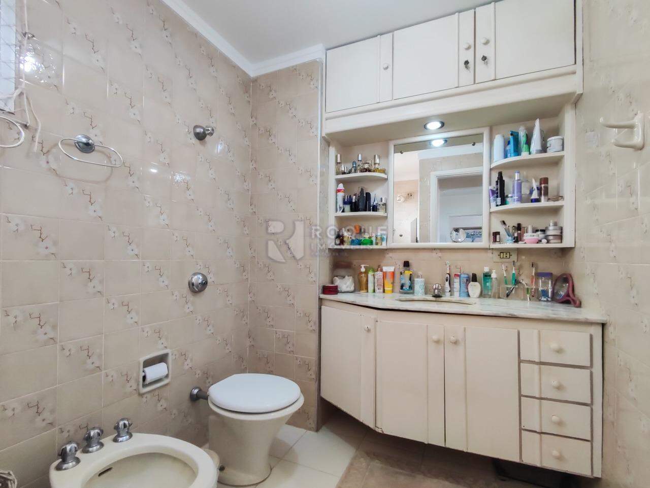 Apartamento à venda no bairro Centro: BANHEIRO SOCIAL