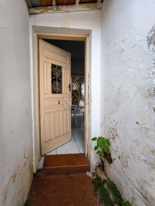 Casa Residencial à venda no bairro Centro: ENTRADA