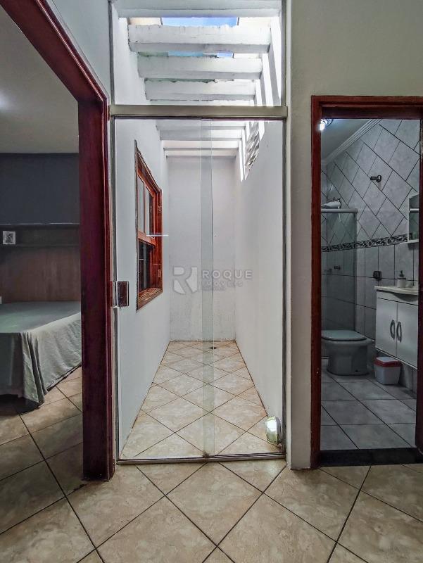 Casa Residencial à venda no bairro Vila Queiroz: JARDIM DE INVERNO
