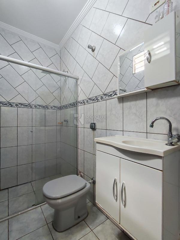Casa Residencial à venda no bairro Vila Queiroz: BANHEIRO SOCIAL