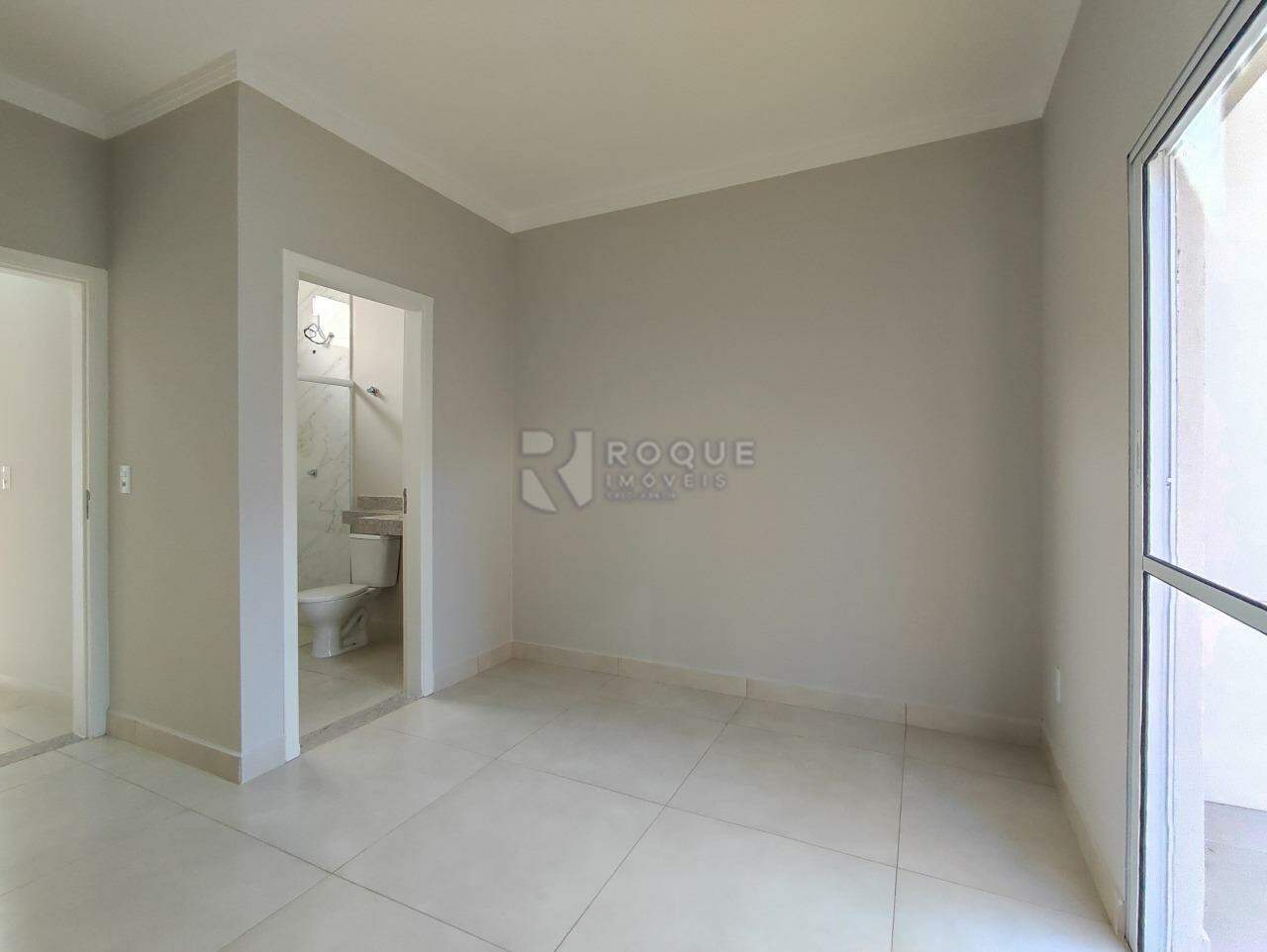 Casa Residencial à venda no bairro Residencial Colinas do Engenho I: SUÍTE