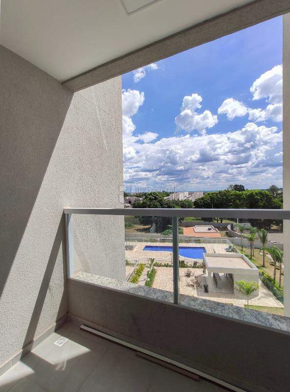 Apartamento para aluguel no bairro Vale das Esmeraldas: Sacada 