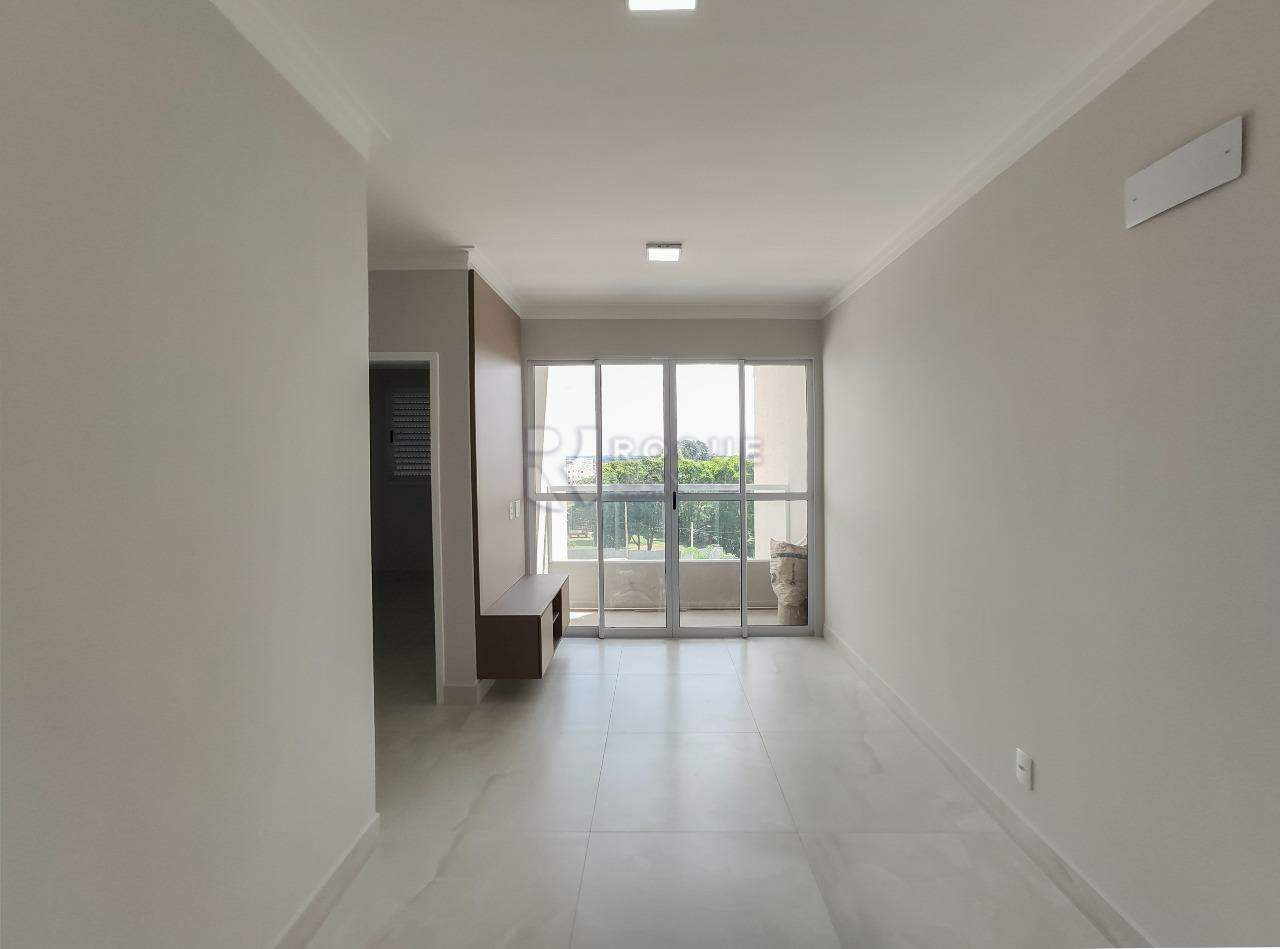 Apartamento para aluguel no bairro Vale das Esmeraldas: Sala 