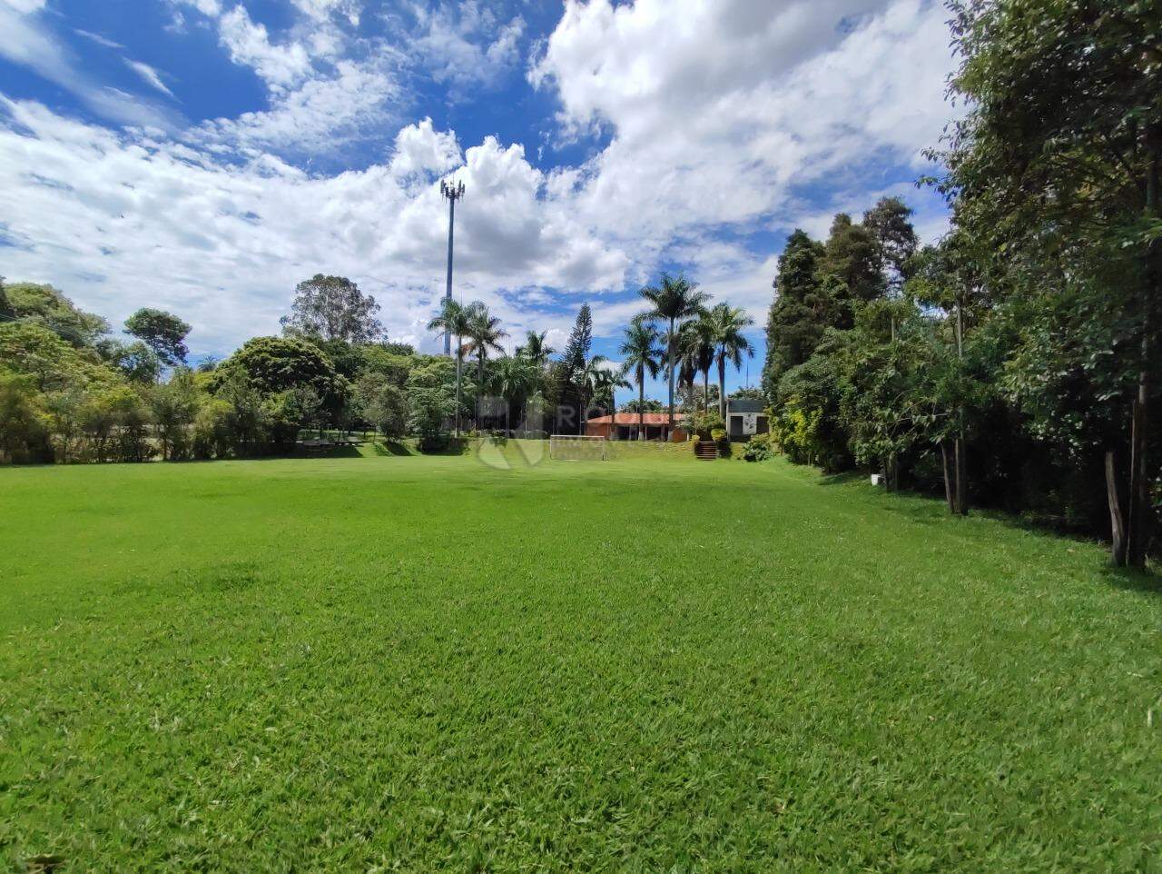 Chácara à venda no bairro Residencial Casalbuono: CAMPO DE FUTEBOL