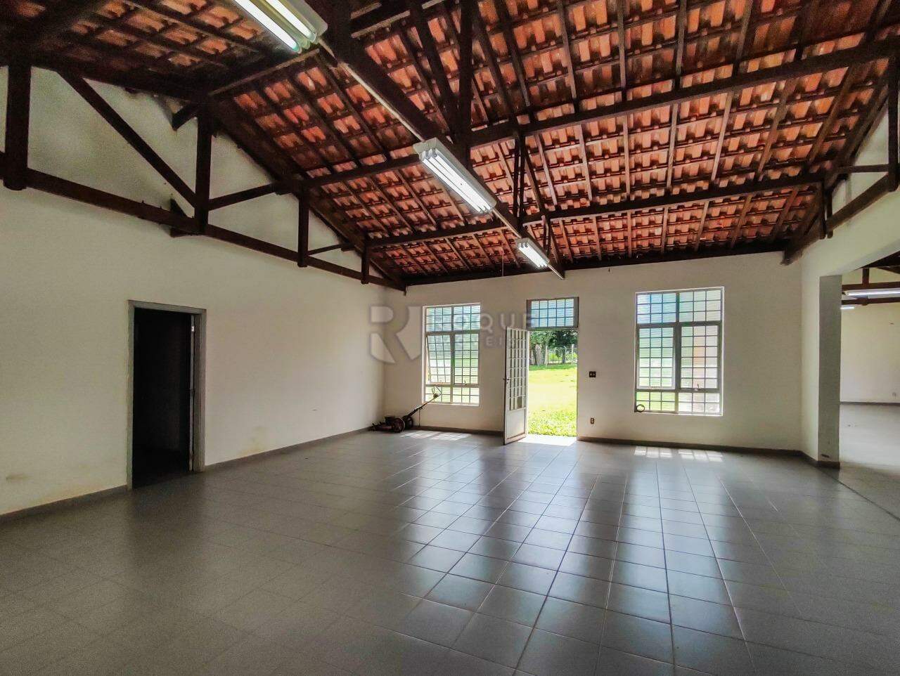 Chácara à venda no bairro Residencial Casalbuono: SALÃO