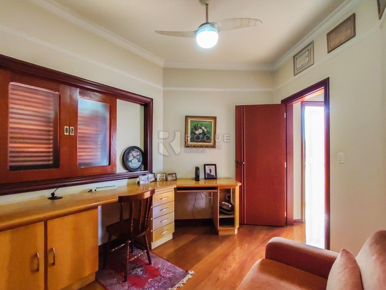 Casa em condomínio à venda no bairro Villa San Marino: ESCRITÓRIO