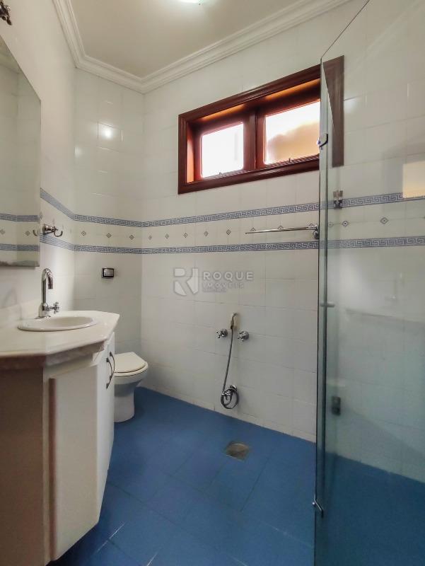 Casa em condomínio à venda no bairro Villa San Marino: BANHEIRO SOCIAL