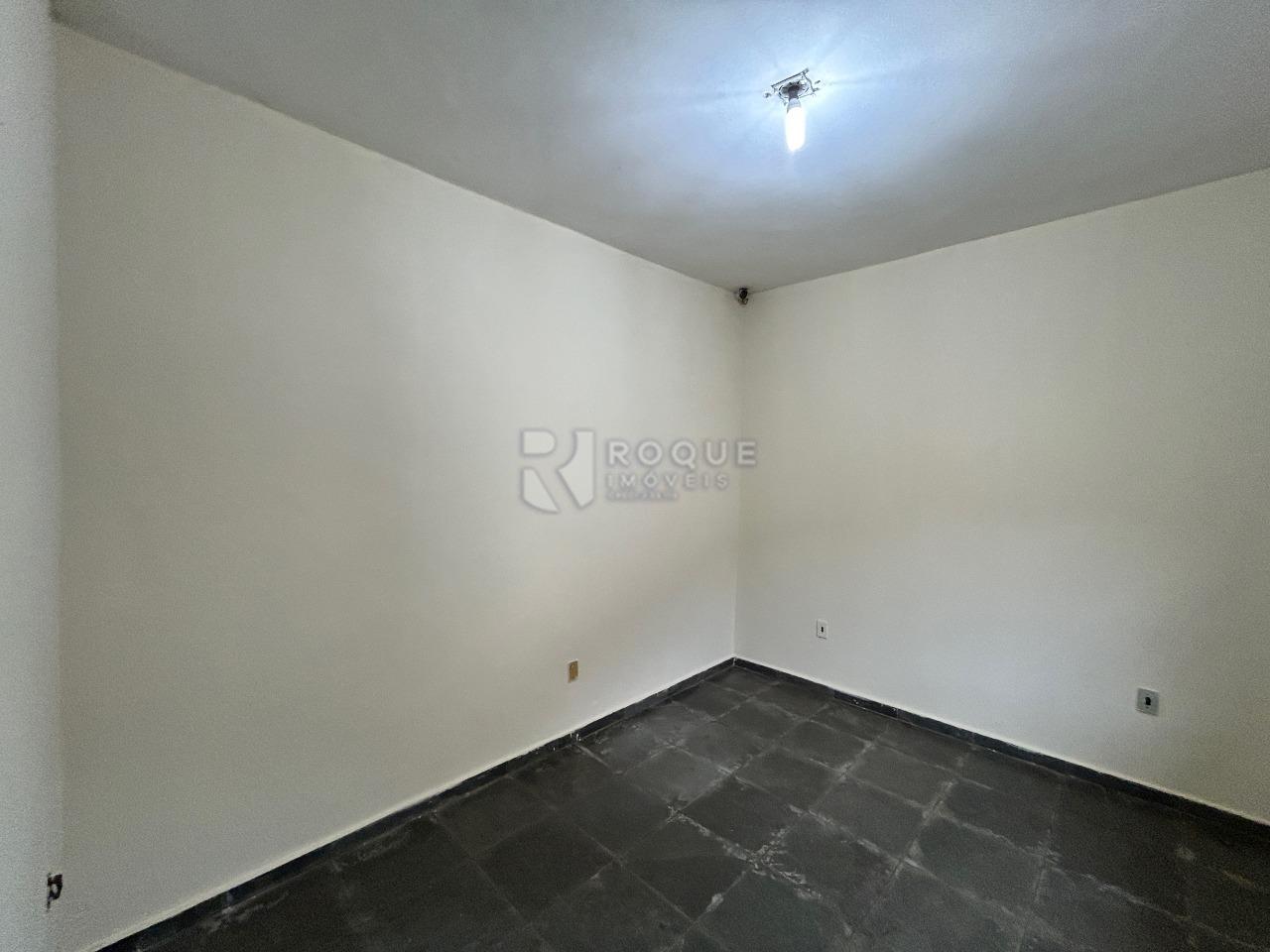 Casa Residencial para aluguel no bairro Jardim Santo André: Dormitório fundo 