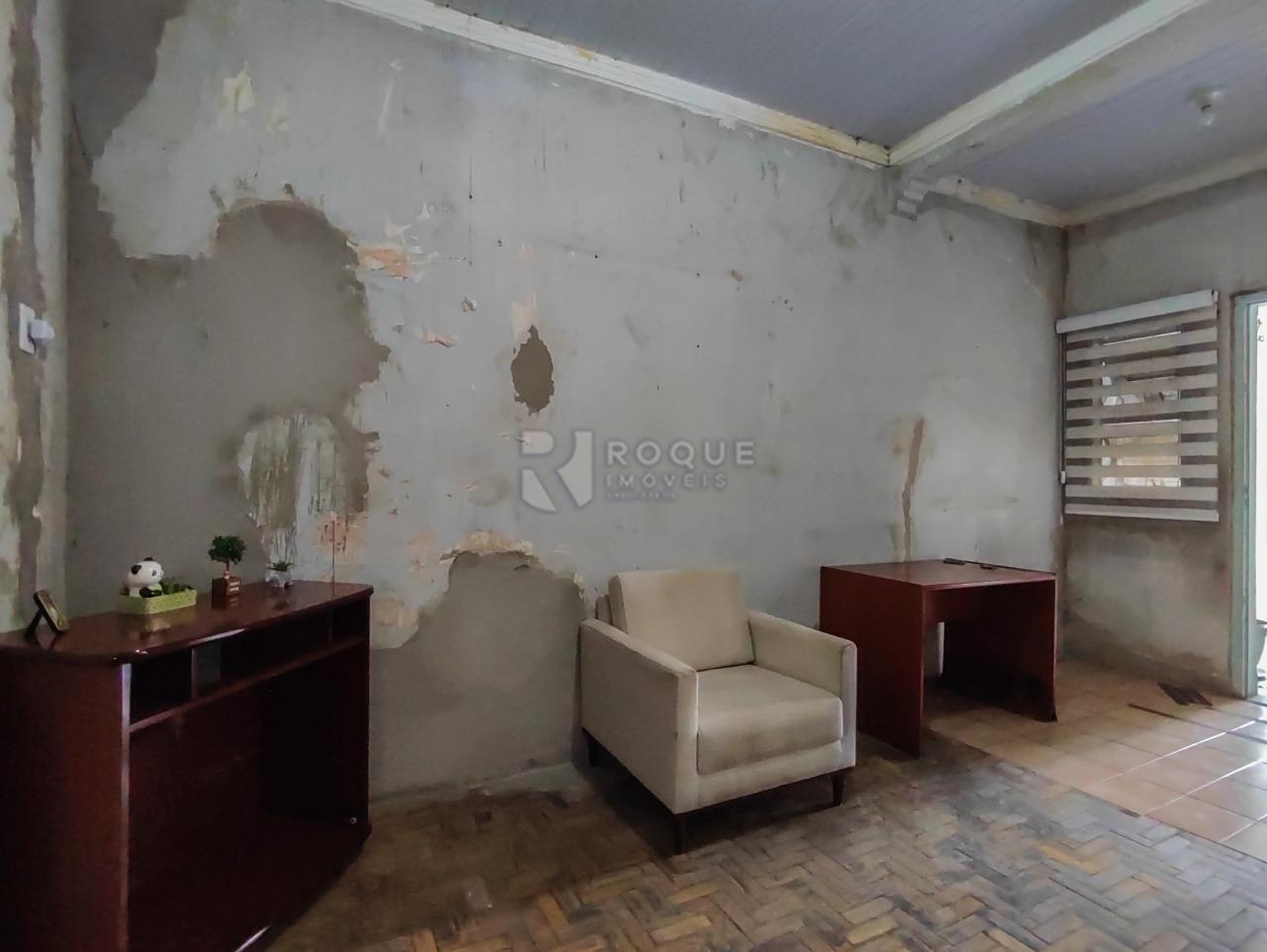 Casa Comercial à venda no bairro Centro: SALA