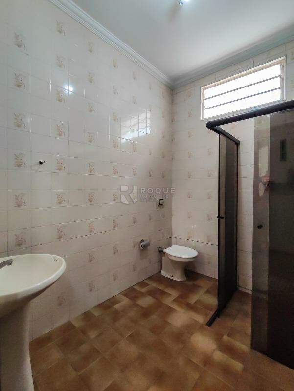 Casa Residencial à venda no bairro Jardim Caieira: BANHEIRO SOCIAL