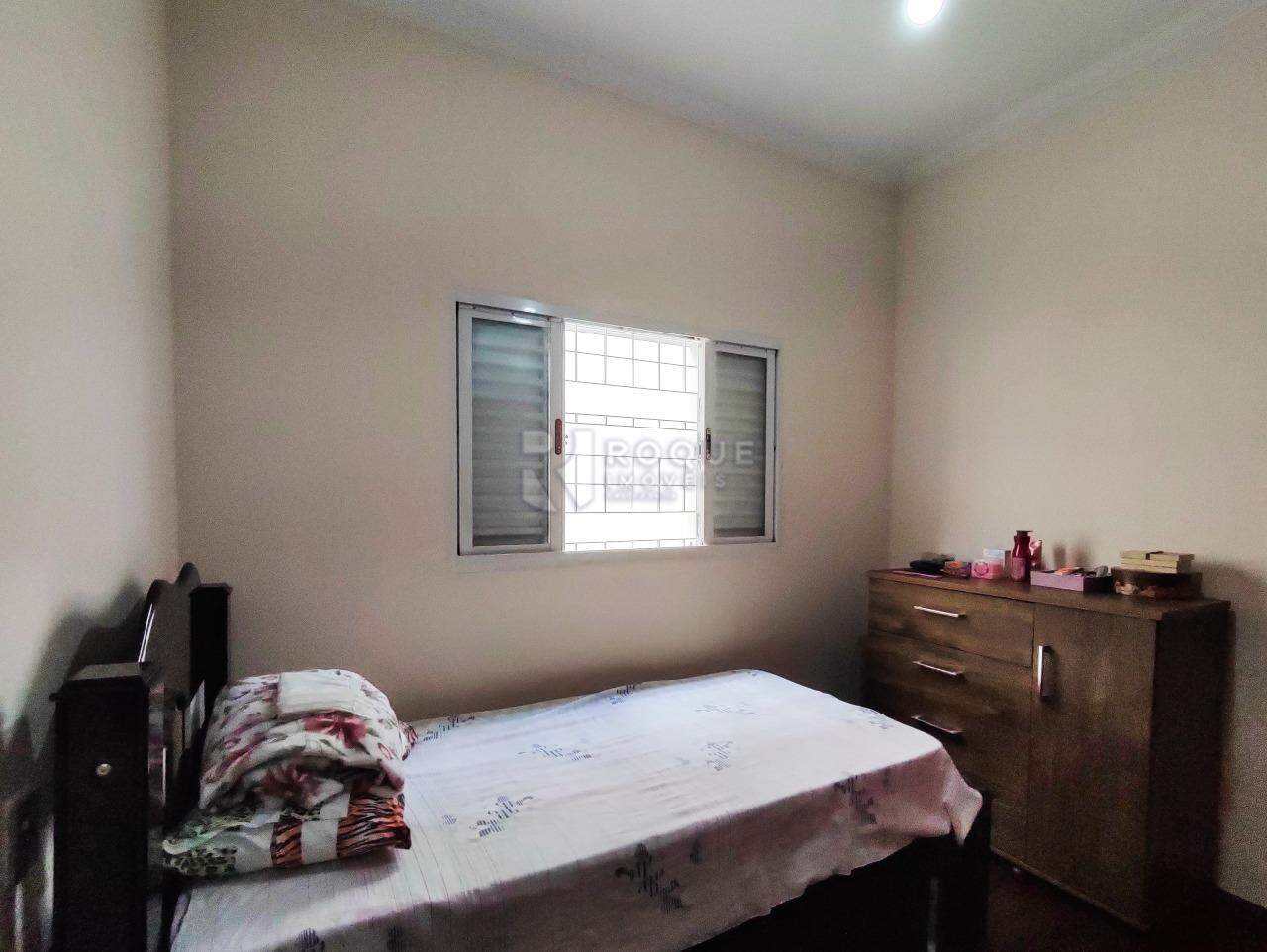 Casa Residencial à venda no bairro Jardim Caieira: DORMITÓRIO 2