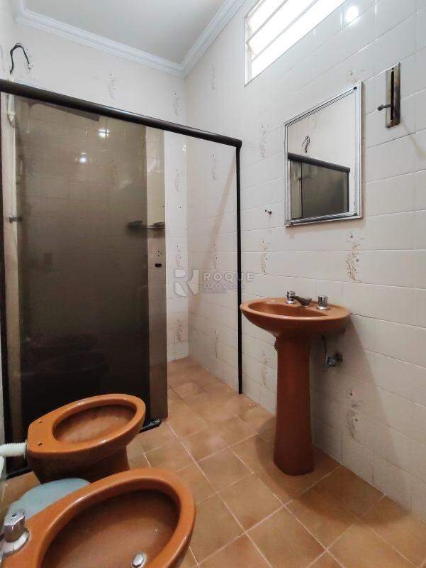 Casa Residencial à venda no bairro Jardim Caieira: WC SUÍTE