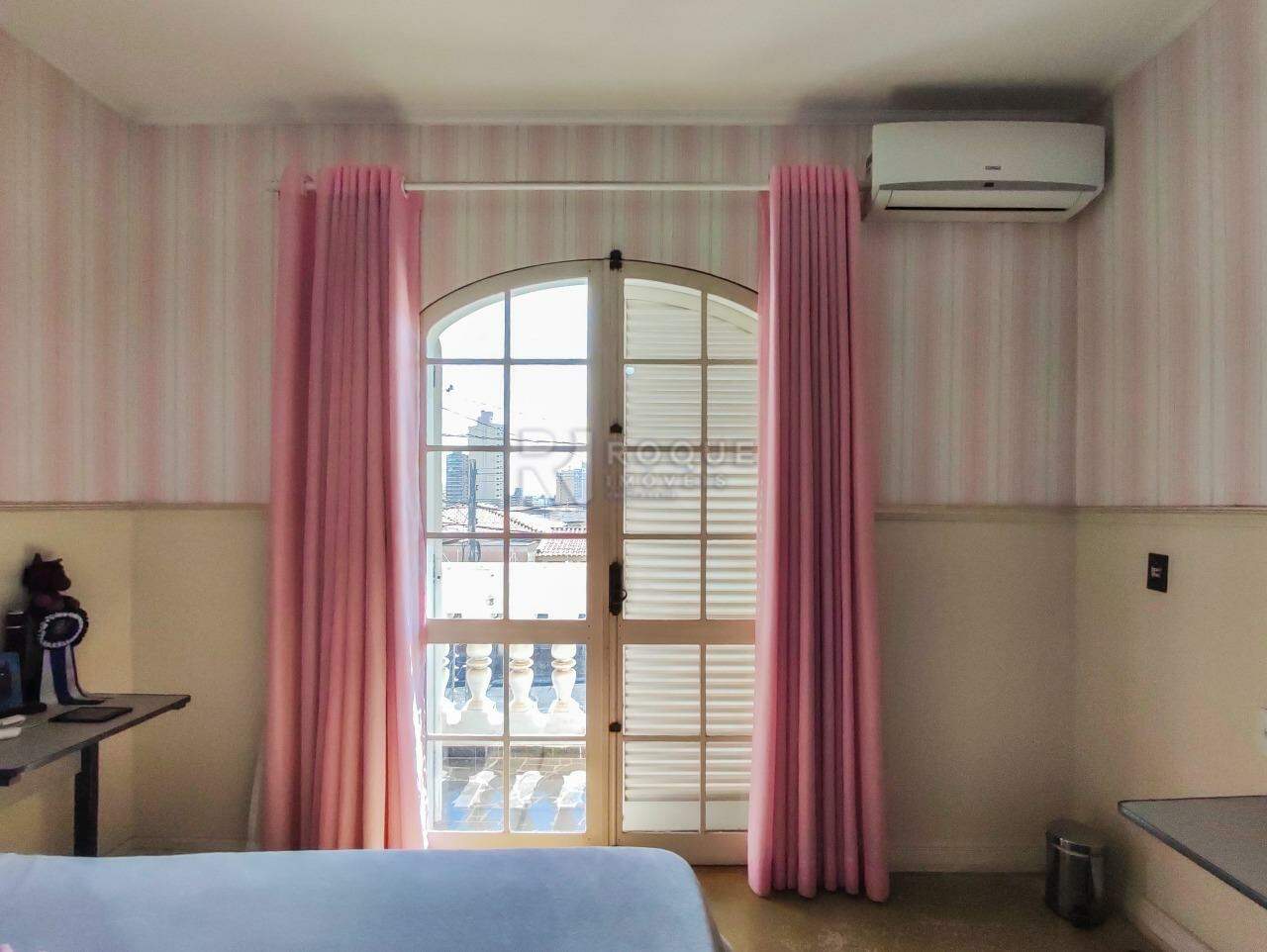 Casa Residencial à venda no bairro Vila São João: DORMITÓRIO 1