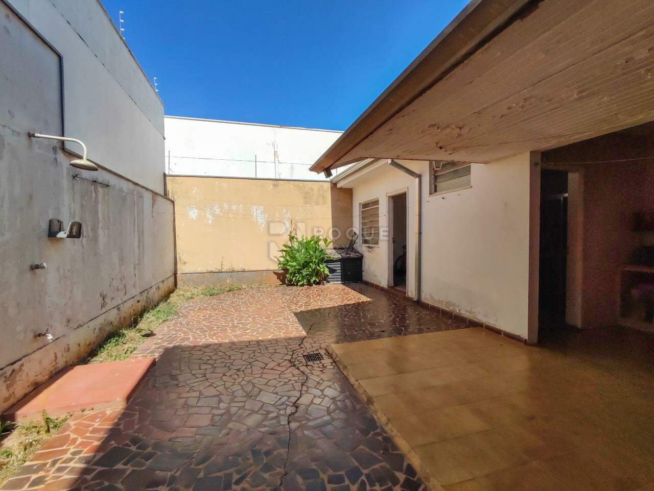 Casa Residencial à venda no bairro Vila São João: QUINTAL