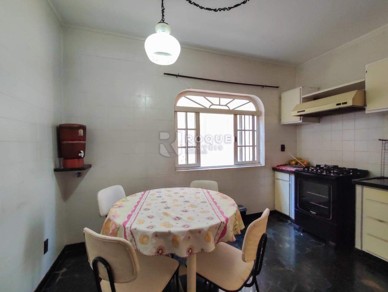 Casa Residencial à venda no bairro Vila São João: COZINHA