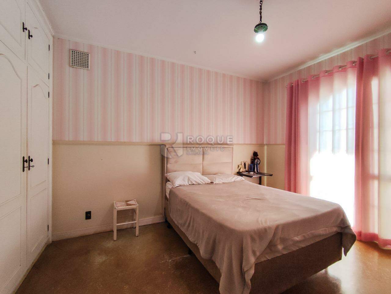 Casa Residencial à venda no bairro Vila São João: DORMITÓRIO 1