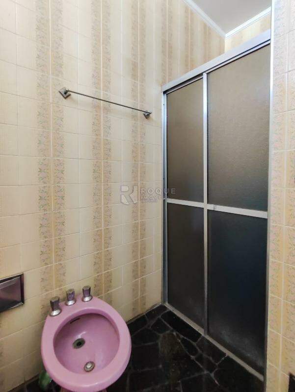 Casa Residencial à venda no bairro Vila São João: BANHEIRO SOCIAL