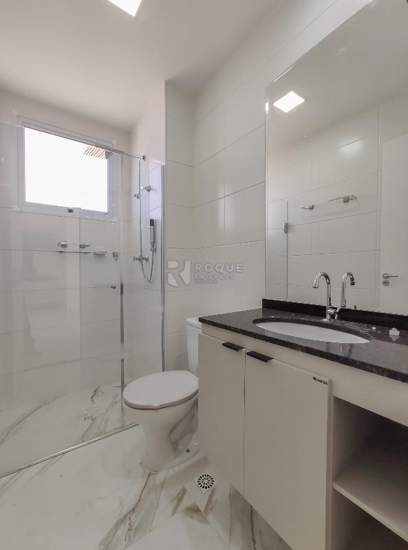 Apartamento para aluguel no bairro Jardim Santa Adélia: WC social 