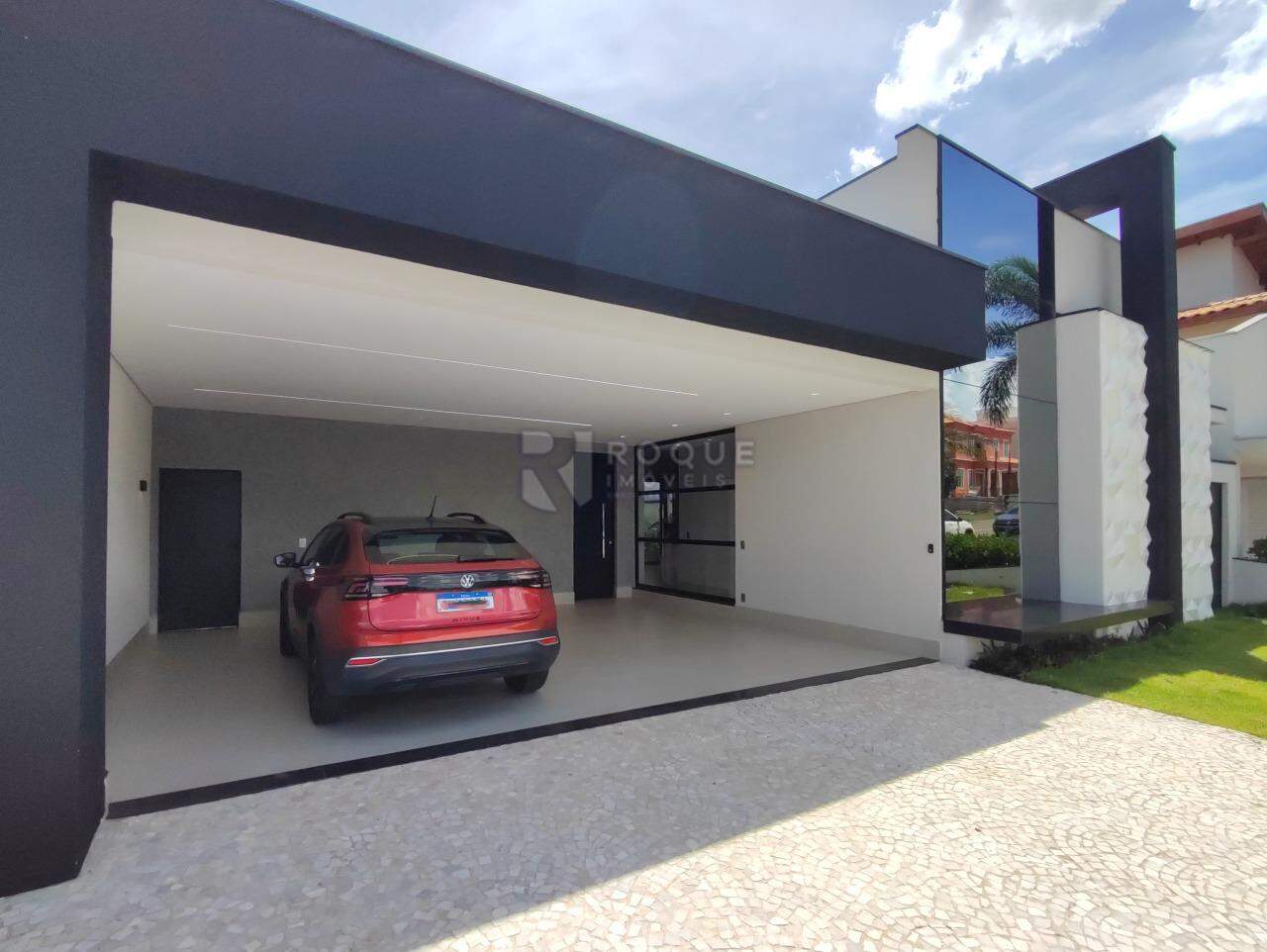 Casa em condomínio à venda no bairro Residencial Greville: GARAGEM