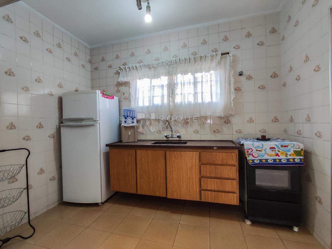 Casa Residencial à venda no bairro Vila Castelar: COZINHA