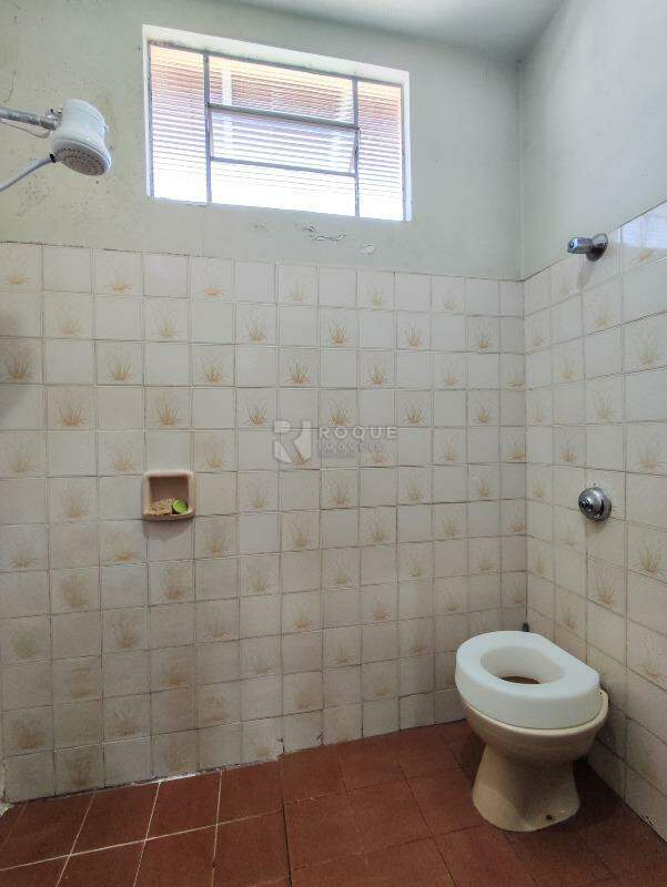 Casa Residencial à venda no bairro Vila Queiroz: BANHEIRO SOCIAL CASA 3