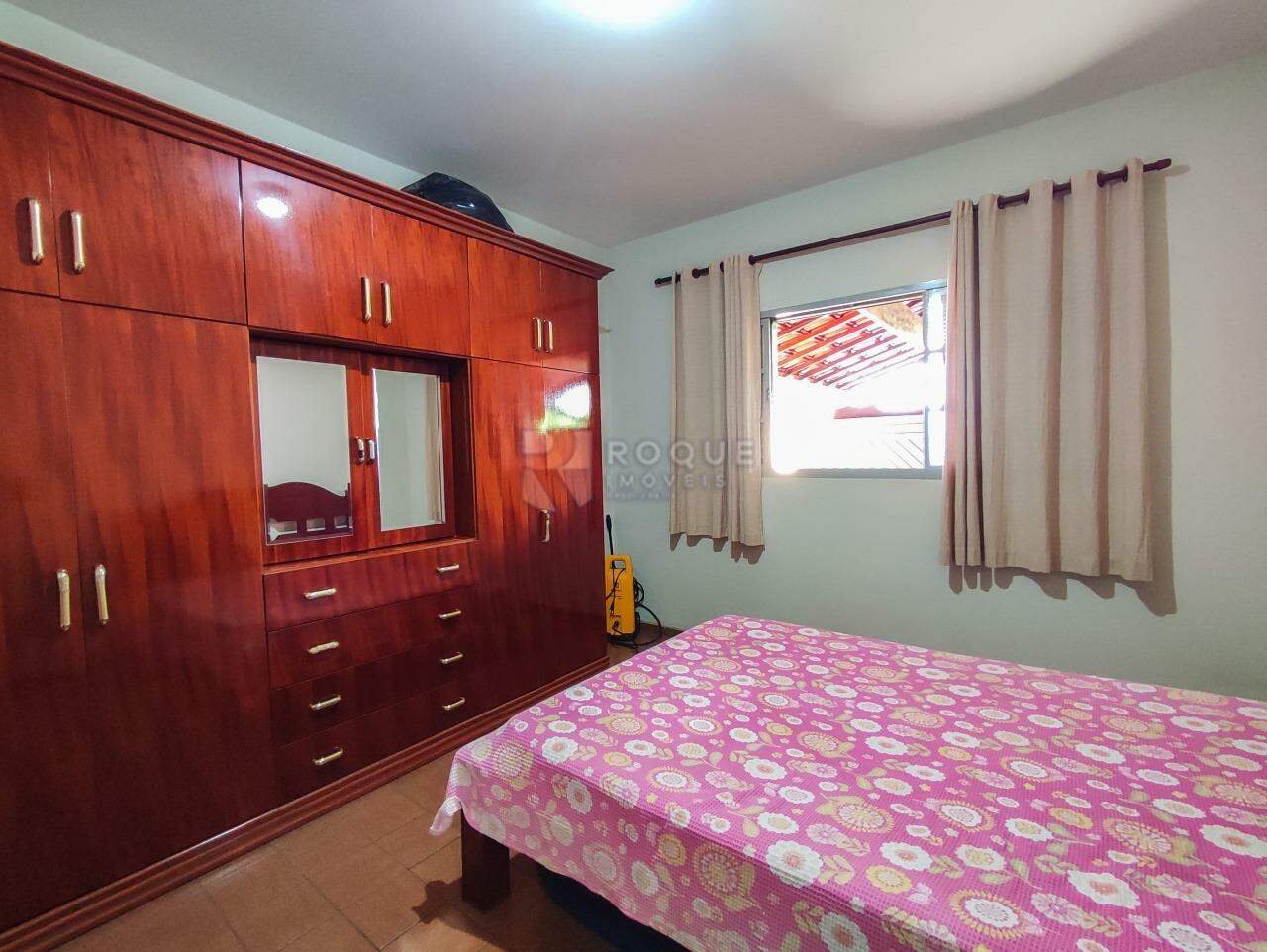 Casa Residencial à venda no bairro Vila Queiroz: DORMITÓRIO 1 CASA 3