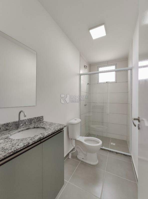 Apartamento para aluguel no bairro Vale das Esmeraldas: WC social 