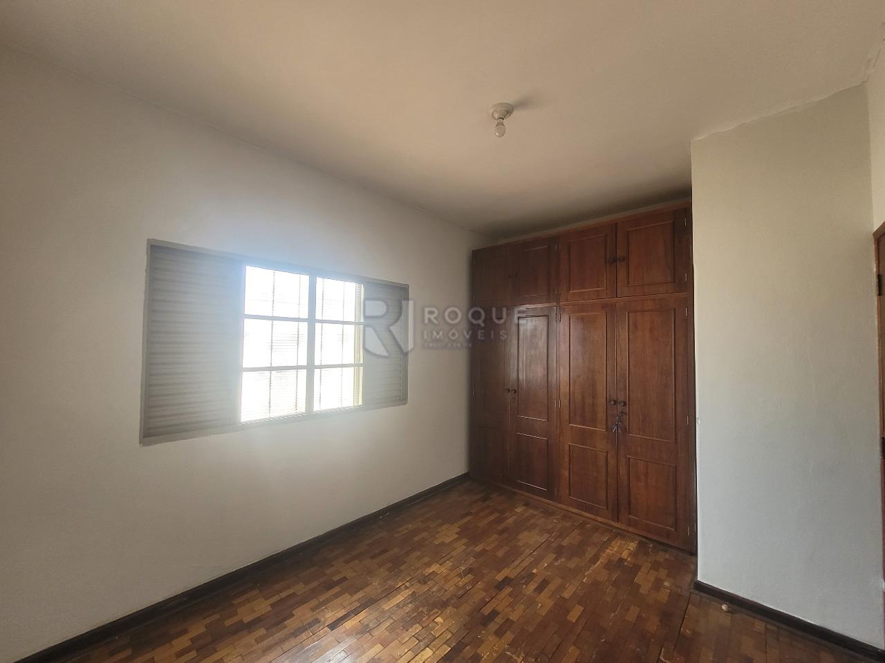 Casa Residencial à venda no bairro Centro: Dormitório 1