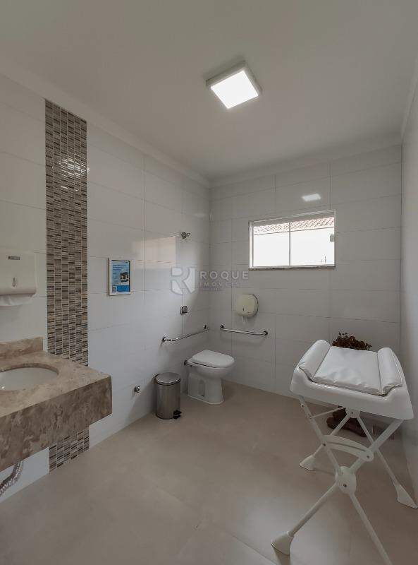Salas/Conjuntos para aluguel no bairro Parque Doutor Dimas Cera Ometto: WC 1 em comum