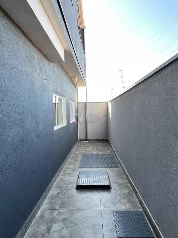 Casa Residencial para aluguel no bairro Jardim Planalto: Corredor 