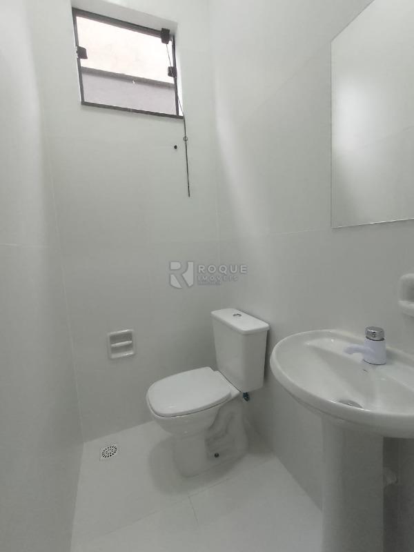 Salas/Conjuntos para aluguel no bairro Jardim Santa Luiza: WC