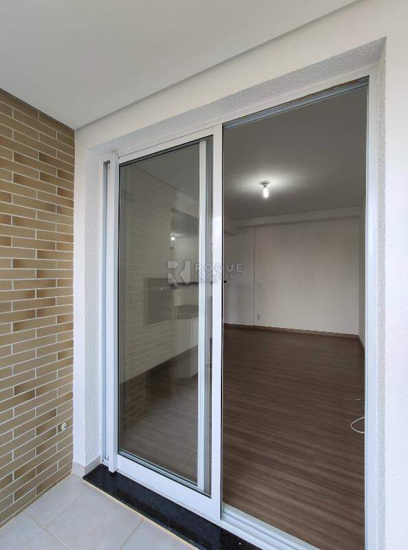 Apartamento para aluguel no bairro Jardim Santo André: Sacada