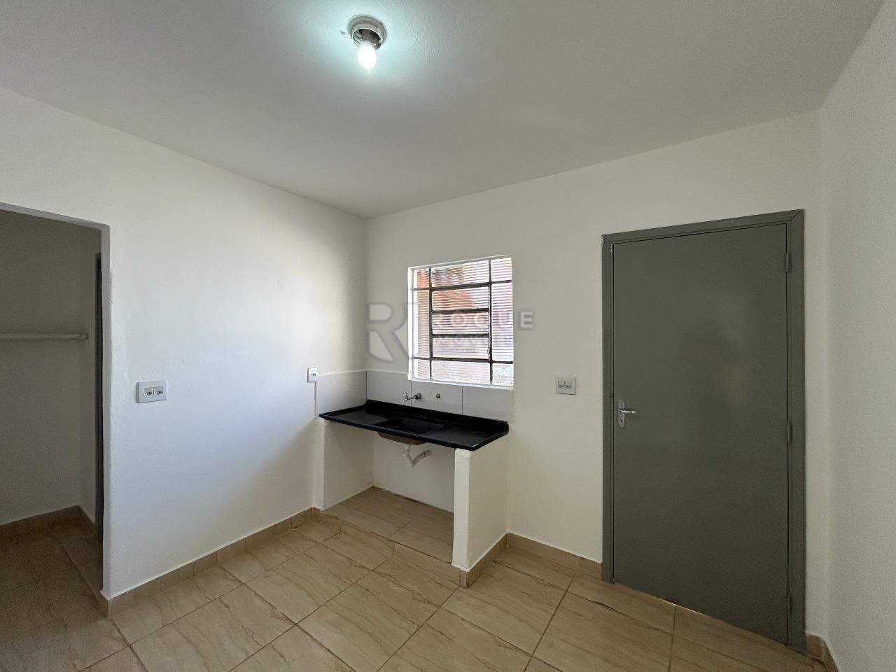Casa Residencial para aluguel no bairro Jardim Piratininga: Cozinha 