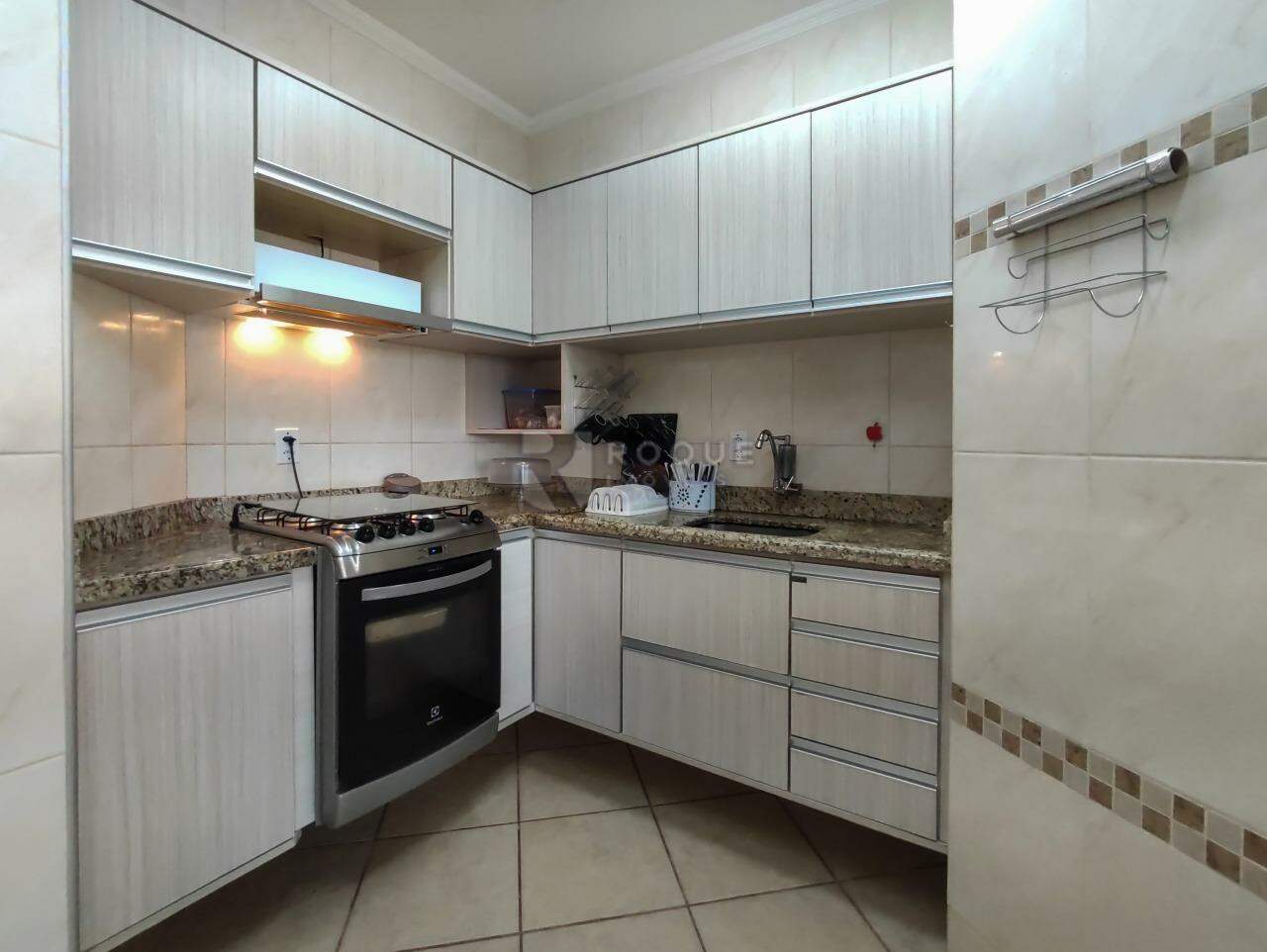Apartamento à venda no bairro Jardim Piratininga: COZINHA