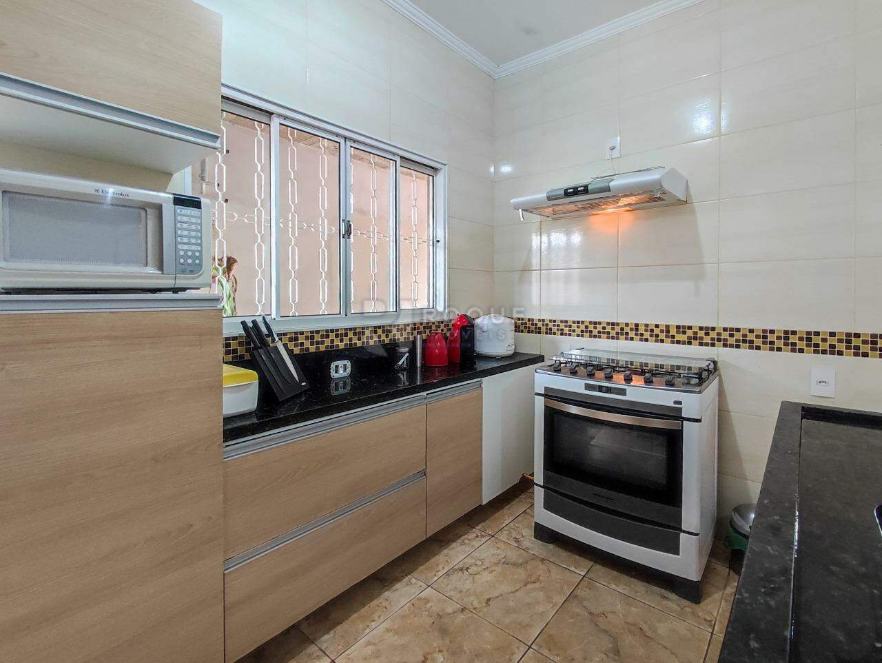 Casa Residencial à venda no bairro Parque Pompeo: COZINHA