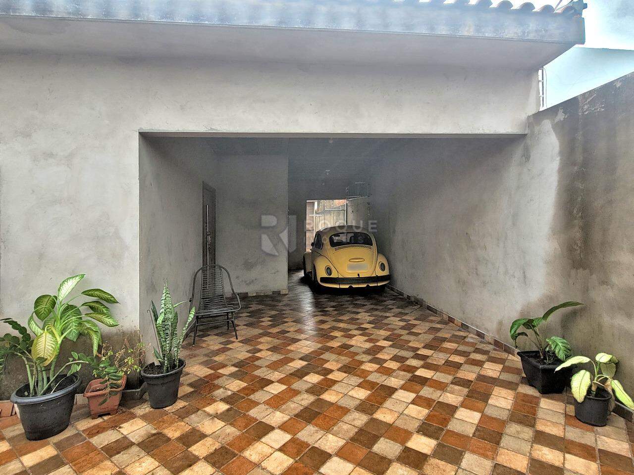Casa Residencial à venda no bairro Parque Pompeo: GARAGEM