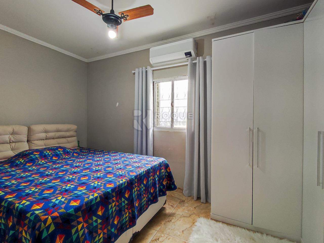Casa Residencial à venda no bairro Parque Pompeo: DORMITÓRIO 1