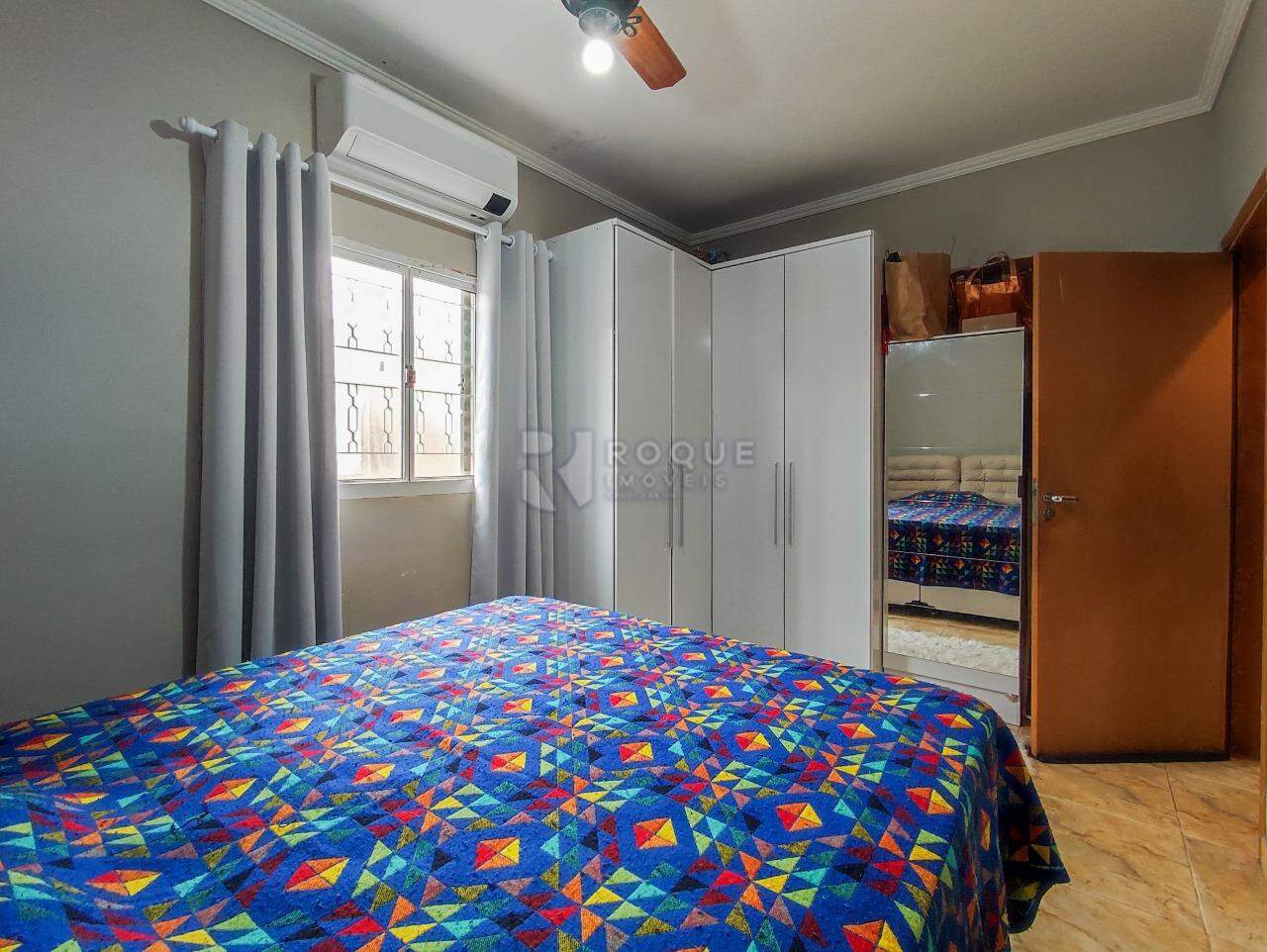 Casa Residencial à venda no bairro Parque Pompeo: DORMITÓRIO 1