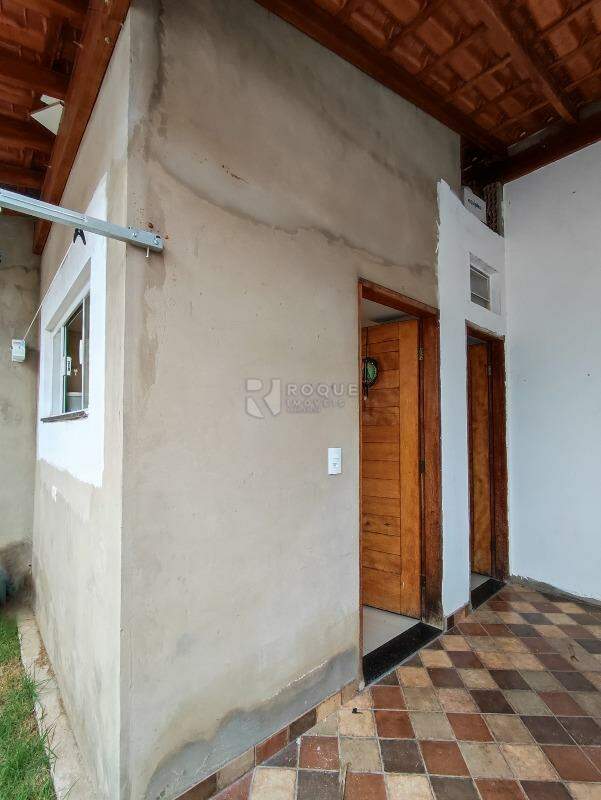 Casa Residencial à venda no bairro Parque Pompeo: LAVANDERIA