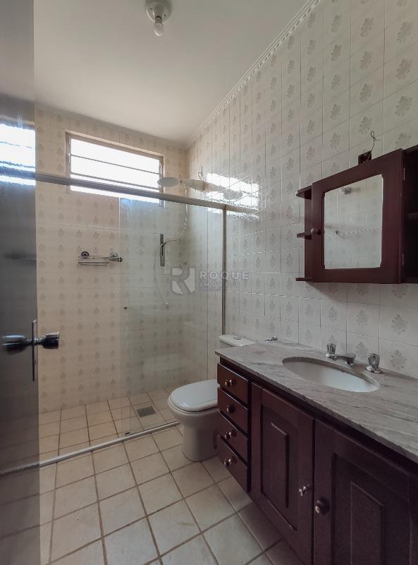 Casa Residencial para aluguel no bairro Centro: WC social 